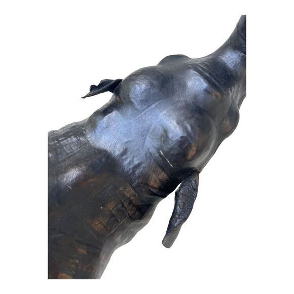 Handcrafted‎ Leather Wrapped Wildlife Black Elephant Statue Sculpture 11"x 13" - Picture 4 of 7